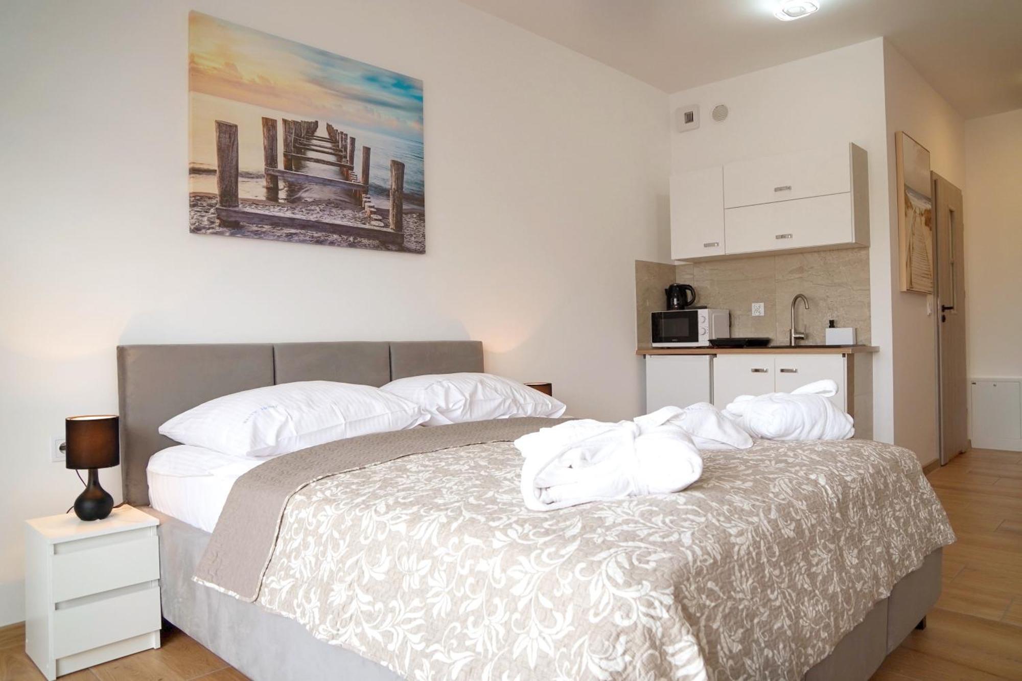 Baltic Waves Resort By Baltic Home ミエンジズドロイェ エクステリア 写真